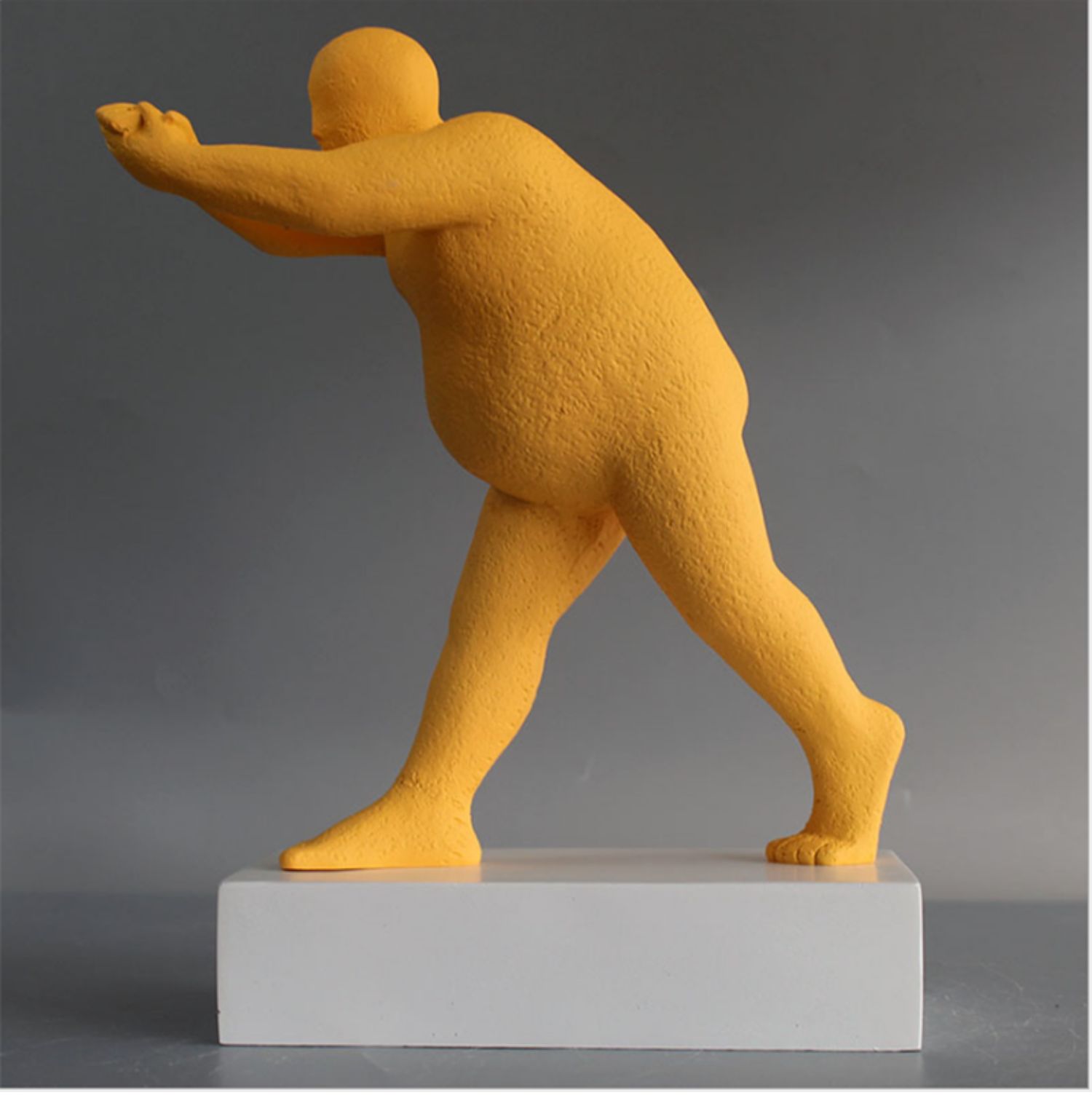 样板房书房客厅饰品摆件创意家居雕塑平衡人摆件现代简约软装工艺