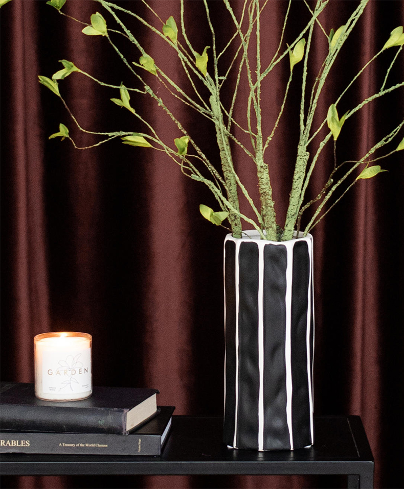 南十字星 现代简约黑色陶瓷插花花瓶